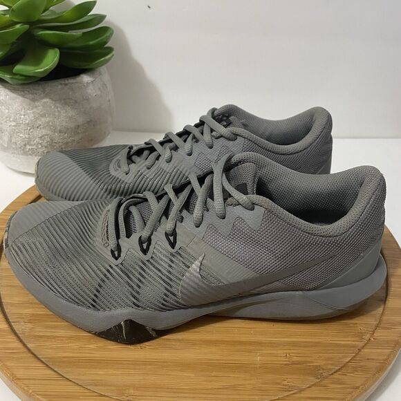 Nike Retaliation TR Training Sneakers 917707016 Athletic Gray Low Top Men's Sz 7 - Picture 1 of 8